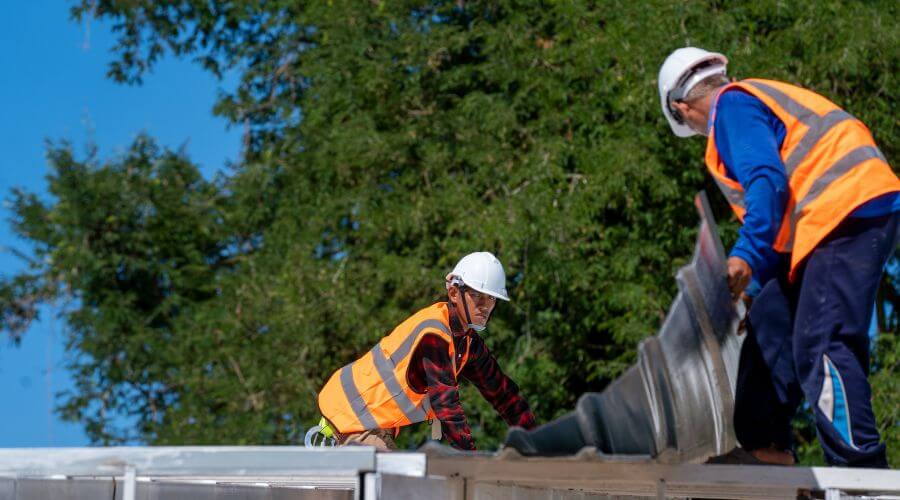 Roof inspection in Ree Heights, SD